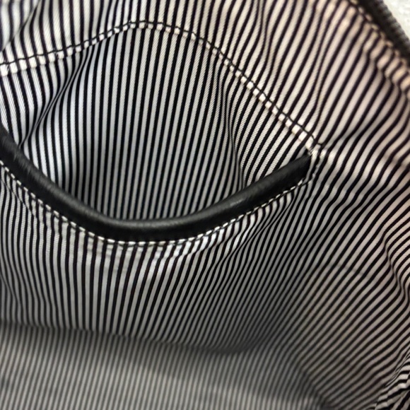 NEW! Elegant Cow Print Crossbody Bag - Picture 8 of 13